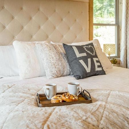 New / 3 King Suites / Sleeps12 / View / 5 Mi To Pf / Hot Tub Sevierville Luaran gambar