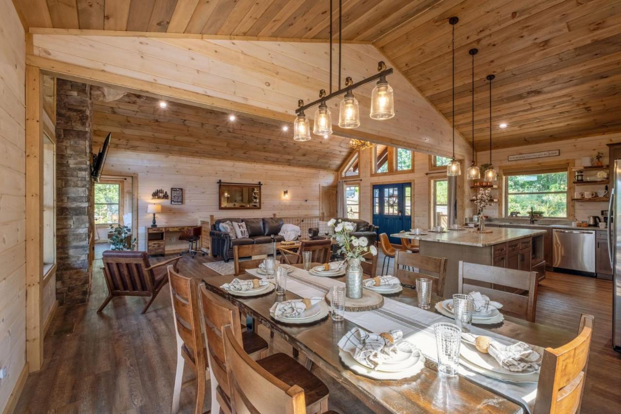 New / 3 King Suites / Sleeps12 / View / 5 Mi To Pf / Hot Tub Sevierville Luaran gambar