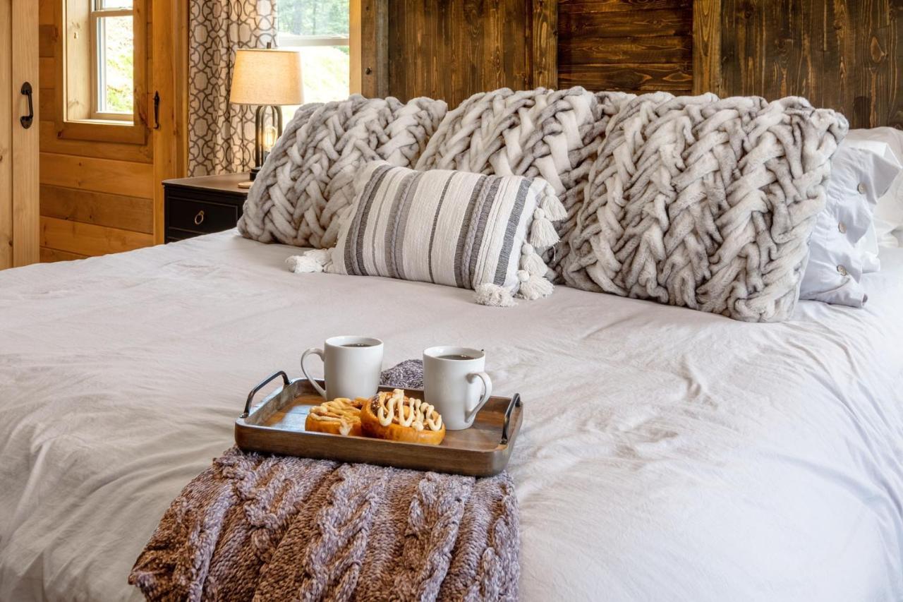 New / 3 King Suites / Sleeps12 / View / 5 Mi To Pf / Hot Tub Sevierville Luaran gambar