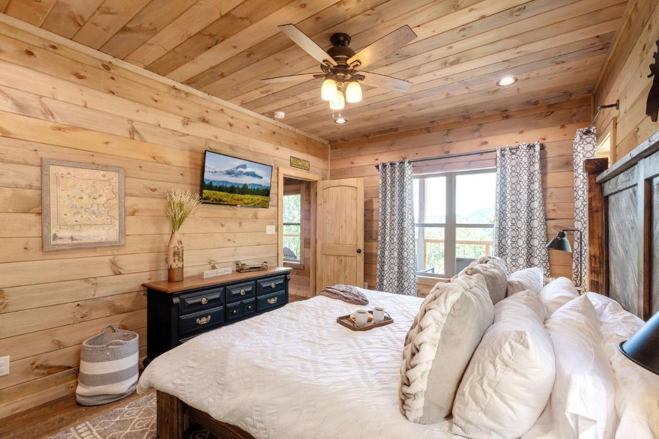 New / 3 King Suites / Sleeps12 / View / 5 Mi To Pf / Hot Tub Sevierville Luaran gambar