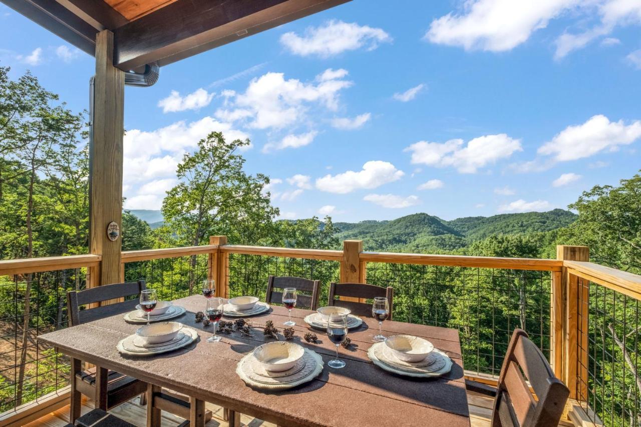 New / 3 King Suites / Sleeps12 / View / 5 Mi To Pf / Hot Tub Sevierville Luaran gambar