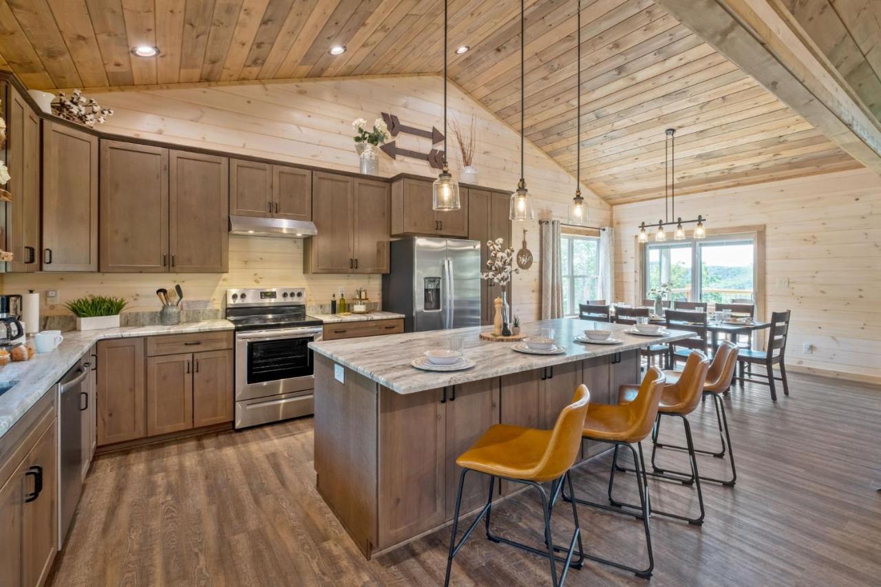 New / 3 King Suites / Sleeps12 / View / 5 Mi To Pf / Hot Tub Sevierville Luaran gambar