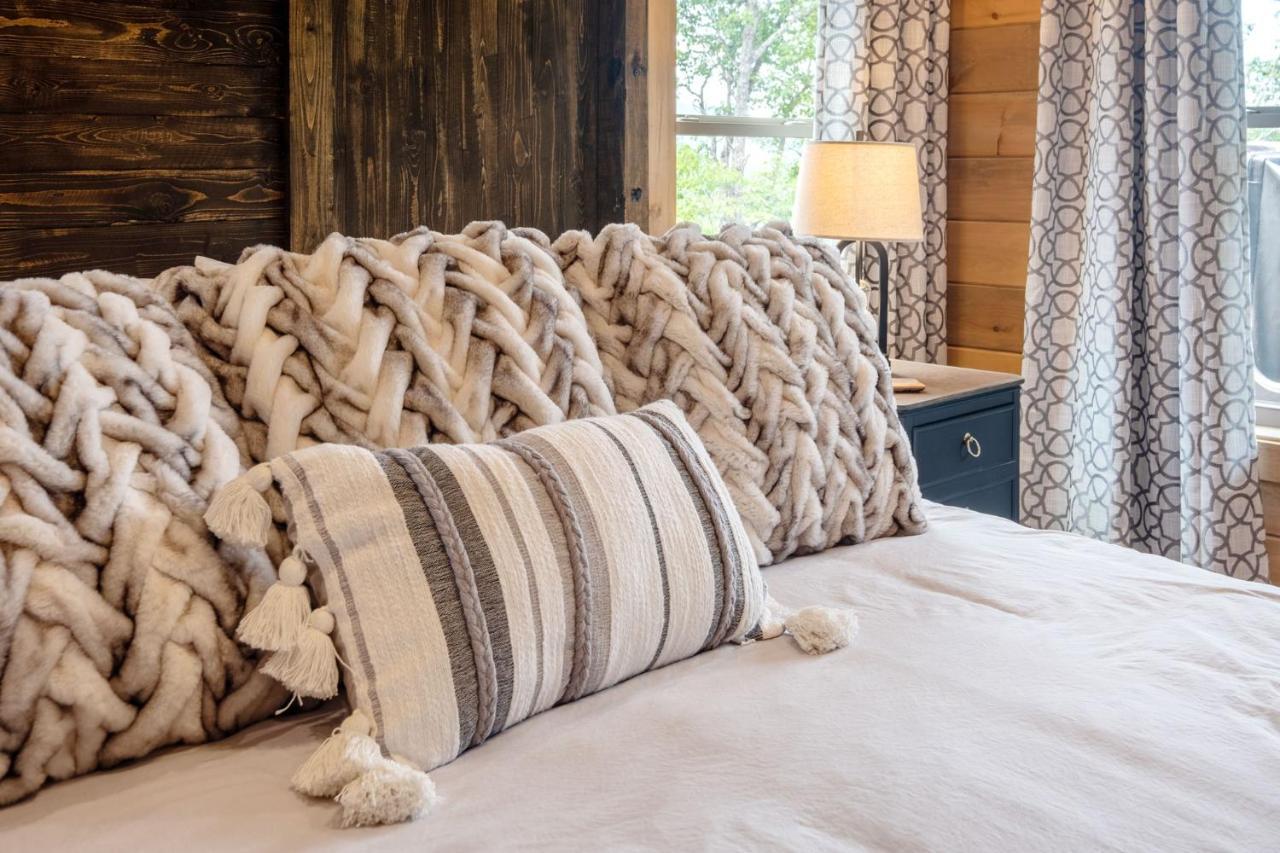 New / 3 King Suites / Sleeps12 / View / 5 Mi To Pf / Hot Tub Sevierville Luaran gambar