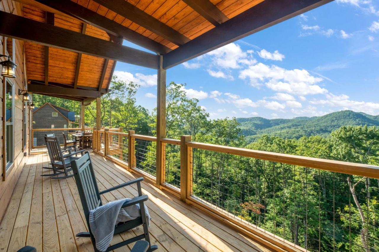 New / 3 King Suites / Sleeps12 / View / 5 Mi To Pf / Hot Tub Sevierville Luaran gambar